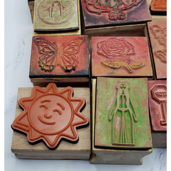 Lot of 20 Colorful Various Themes Wood Mounted Rubber Stamps - Picture 10 of 10